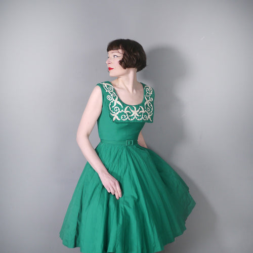 40s 50s GREEN PLEATED DRESS WITH SOUTACHE COLLAR - XS