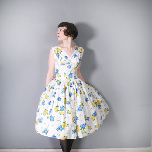 50s  BLUE AND YELLOW ROSE PRINT FLORAL FULL SKIRTED COTTON DRESS - S