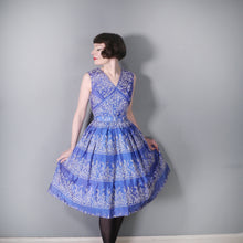 Load image into Gallery viewer, 50s BLUE WHITE FLOCKED TAFFETA PARTY DRESS - XS-S