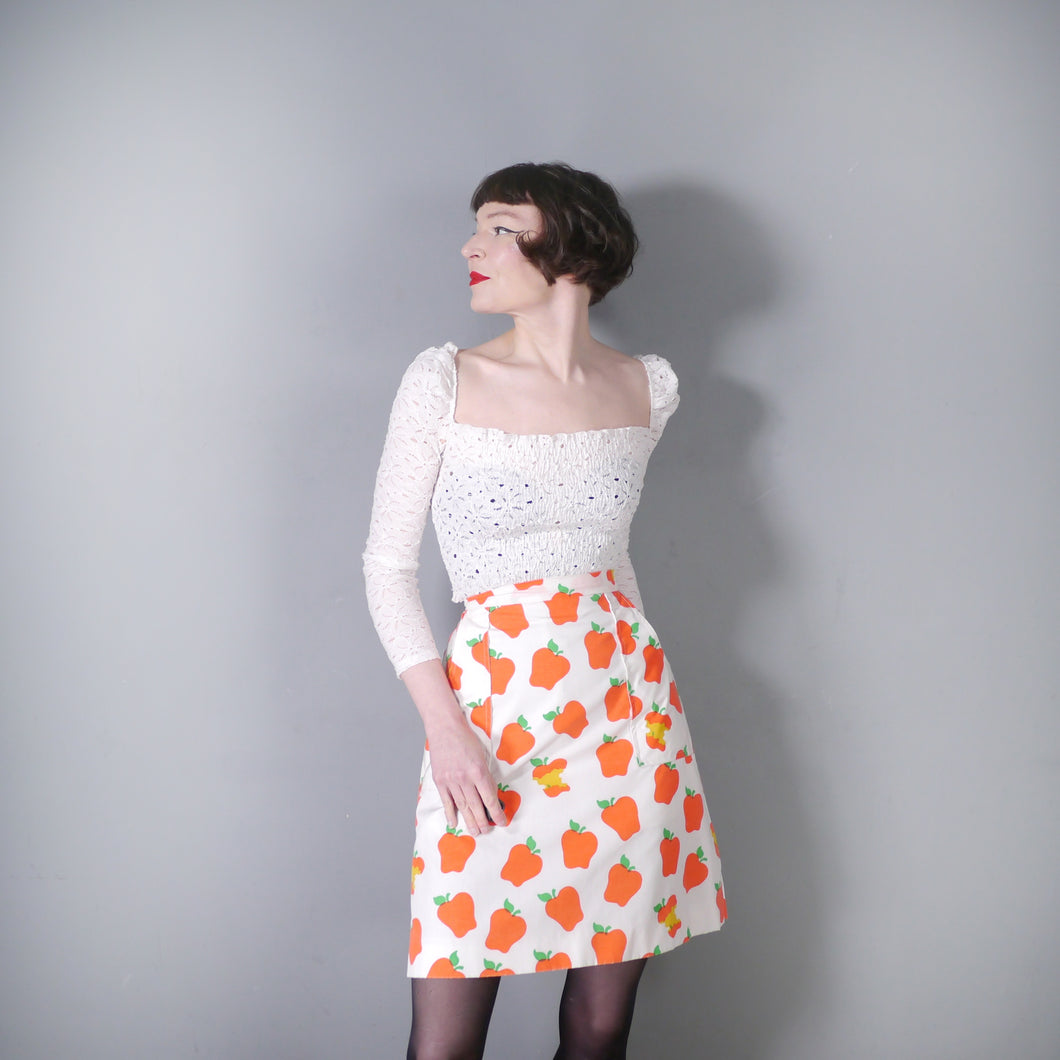 THE VESTED GENTRESS APPLE PRINT NOVELTY SHORT SKIRT - 27