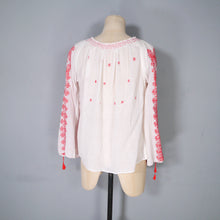 Load image into Gallery viewer, 70s EMBROIDERED BOHEMIAN FOLK / PEASANT BLOUSE - M-L