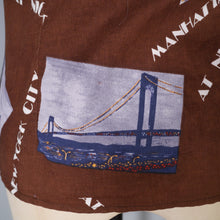 Load image into Gallery viewer, 70s NEW YORK MANHATTAN SKYLINE PRINT NOVELTY SHIRT - XS