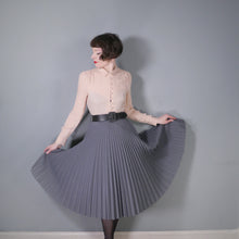 Load image into Gallery viewer, 60s GREY WOOL WORSTED BLEND FULL PLEATED SKIRT - 27-27.5&quot;