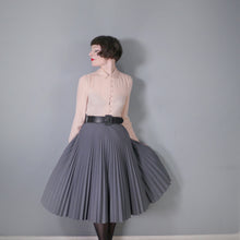 Load image into Gallery viewer, 60s GREY WOOL WORSTED BLEND FULL PLEATED SKIRT - 27-27.5&quot;