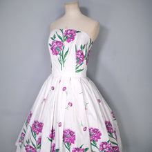 Load image into Gallery viewer, 50s STRAPLESS PURPLE BIG CARNATION BORDER PRINT FULL SKIRTED DRESS - XS-S