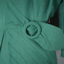 Load image into Gallery viewer, 40s GREEN DRESS WITH PEPLUM AND WAIST BUCKLE AND STRAP DESIGN - M-L