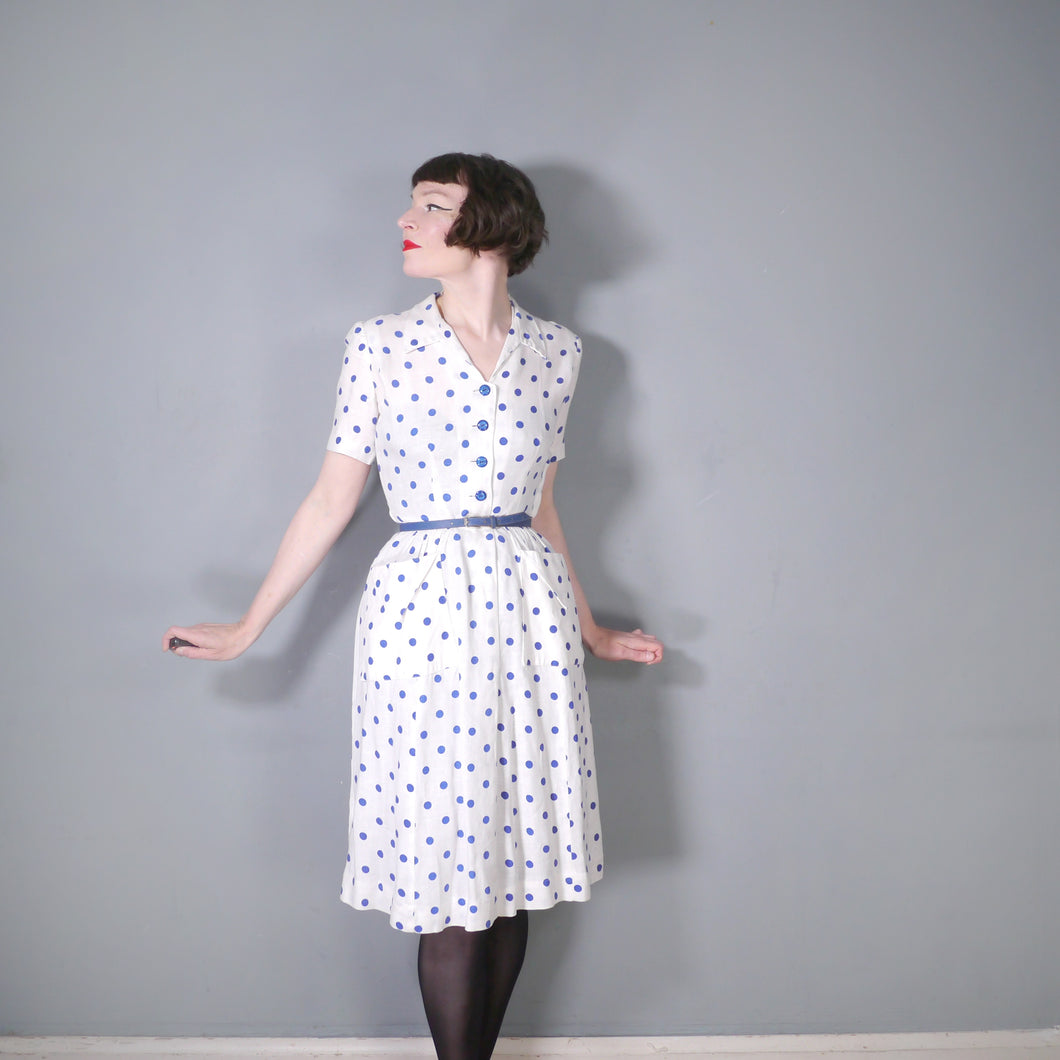 LATE 40s PEGGY PAGE BLUE WHITE POLKA DOT FITTED DAY DRESS - S