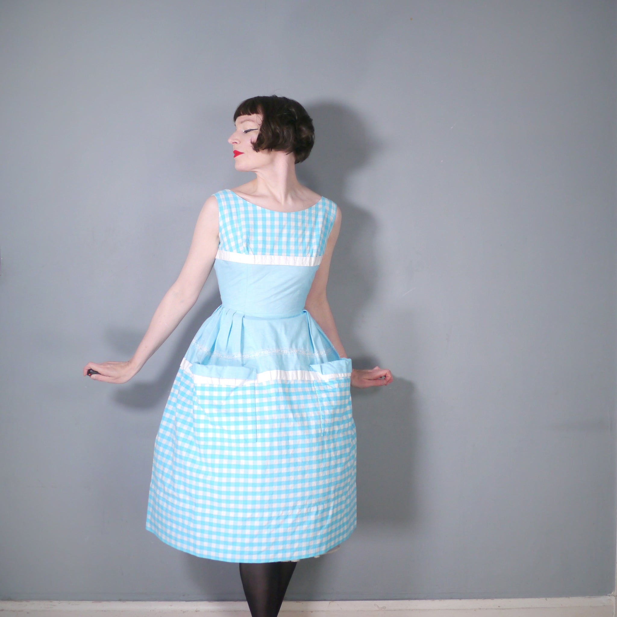50s 60s TURQUOISE GINGHAM COTTON SUN DRESS WITH BIG POCKETS - S Sartorial Matters 50s 60s TURQUOISE GINGHAM COTTON SUN DRESS WITH BIG POCKETS - S Sartorial Matters