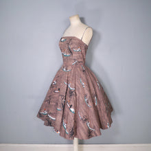 Load image into Gallery viewer, 50s STRAPPY FULL SKIRTED ASIAN NOVELTY SAMPAN FISHERMAN PRINT DRESS - XS