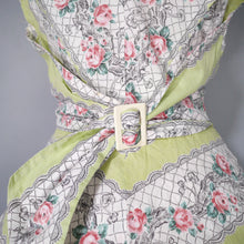 Load image into Gallery viewer, 50s PALE GREEN ROSE BAND PRINT COTTON DAY DRESS - XS-S