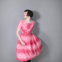 Load image into Gallery viewer, 50s HANDMADE SHADED PINK ROSE FLORAL PRINT COTTON DAY DRESS - XS