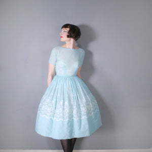 50s 60s MINT BLUE FLORAL EMBROIDERED FULL SKIRT DRESS - S