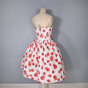 50s REVERSIBLE STRAWBERRY PRINT AND SOLID GREEN SUN DRESS - XS