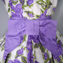 Load image into Gallery viewer, 50s CALIFORNIA COTTONS PURPLE ROSE PRINT PARTY BOW DRESS - XS / PETITE