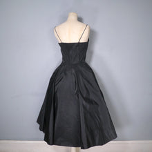 Load image into Gallery viewer, 50s STRAPPY TAFFETA EVENING DRESS WITH VELVET FLOCKING AND 3D FLOWERS - XS