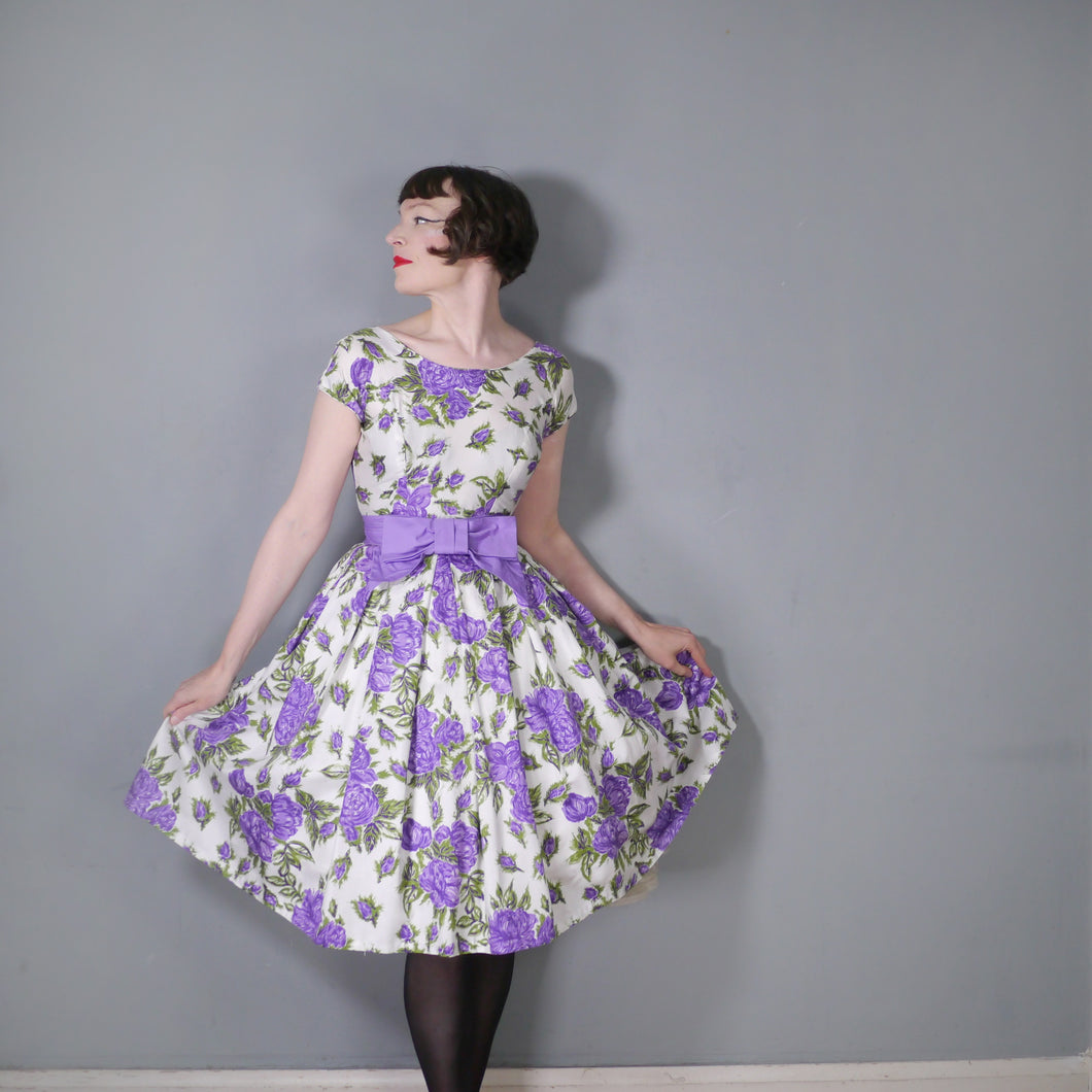 50s CALIFORNIA COTTONS PURPLE ROSE PRINT PARTY BOW DRESS - XS / PETITE