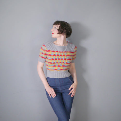 HANDKNITTED 40s style COLOURFULLY PATTERNED WOOL JUMPER - XS-S