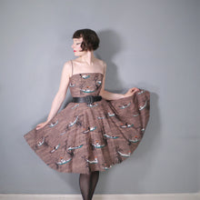 Load image into Gallery viewer, 50s STRAPPY FULL SKIRTED ASIAN NOVELTY SAMPAN FISHERMAN PRINT DRESS - XS