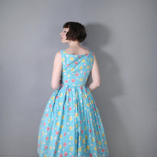 Load image into Gallery viewer, 50s TURQUOISE COTTON DAY DRESS WITH BRIGHT YELLOW AND RED PRINT - S