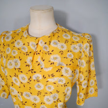 Load image into Gallery viewer, 40s YELLOW FLORAL PRINT SOFT RAYON TEA DRESS - S-M