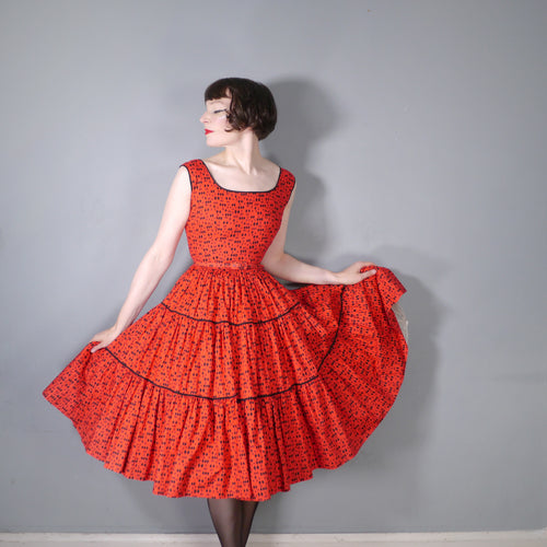 RED AND BLACK 50s HORROCKSES FASHIONS TIERED FULL SKIRT COTTON DRESS - XS