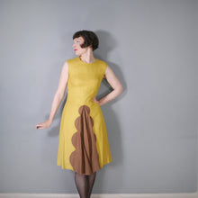 Load image into Gallery viewer, 60s STRIKING MUSTARD YELLOW LINEN WITH COLOURBLOCK SCALLOP PLEAT - S