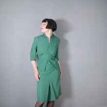 Load image into Gallery viewer, 40s GREEN DRESS WITH PEPLUM AND WAIST BUCKLE AND STRAP DESIGN - M-L