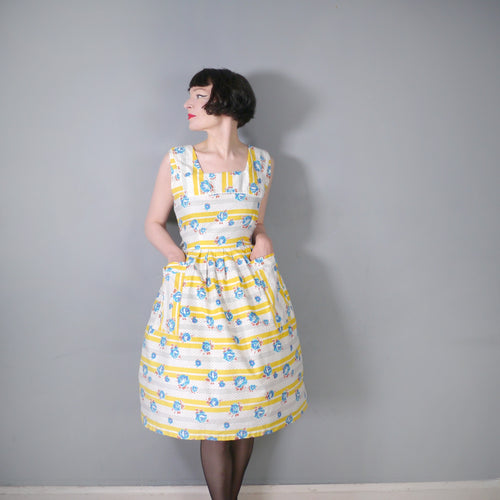 50s BLUE YELLOW ROSE FLORAL PRINT COTTON DAY DRESS - M