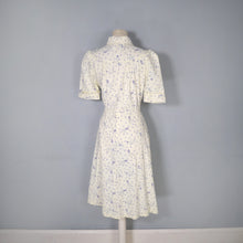 Load image into Gallery viewer, 70s NOVELTY PIXILATED DANCING MUSIC PRINT BUTTON THROUGH DRESS - M