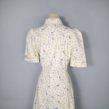 Load image into Gallery viewer, 70s NOVELTY PIXILATED DANCING MUSIC PRINT BUTTON THROUGH DRESS - M