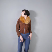 Load image into Gallery viewer, CHELSEA GIRL 60s 70s LIGHTWEIGHT CROPPED BROWN SUEDE JACKET WITH SHEEPSKIN COLLAR - XS