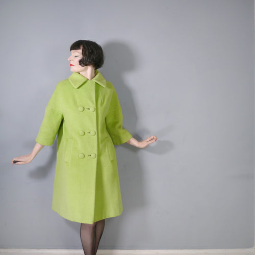 60s CITRUS GREEN MOHAIR WOOL LILLI ANN AUTUMN / WINTER COAT - S-M