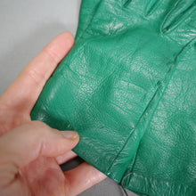 Load image into Gallery viewer, DEEP EMERALD SOFT SUPPLE GREEN LEATHER GLOVES - 6