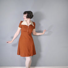 Load image into Gallery viewer, 70s TWOTONE BRONZE AND CREAM COLLARED 70s MINI TEA DRESS - S