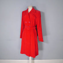 Load image into Gallery viewer, 40s BRIGHT RED CORDUROY CORD AUTUMN COAT WITH BELT - M