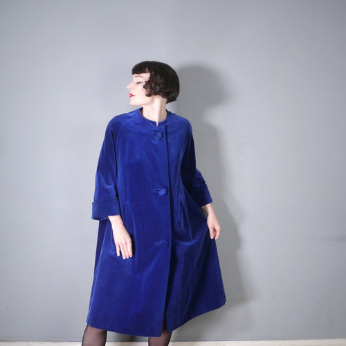 60s AUBREY SEGAL ROYAL BLUE VELVET EVENING SWING OPERA COAT - free size