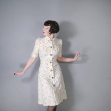 Load image into Gallery viewer, 70s NOVELTY PIXILATED DANCING MUSIC PRINT BUTTON THROUGH DRESS - M