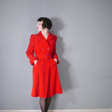 Load image into Gallery viewer, 40s BRIGHT RED CORDUROY CORD AUTUMN COAT WITH BELT - M