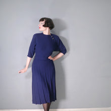 Load image into Gallery viewer, 50s BRITTANY CLUB NAVY BLUE BOUCLE KNIT FITTED DRESS - M-L