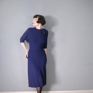 50s BRITTANY CLUB NAVY BLUE BOUCLE KNIT FITTED DRESS - M-L