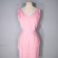Load image into Gallery viewer, 50s 60s CLARALURA BALLET PINK TIERED WIGGLE DRESS WITH SCALLOP TRIMS - S