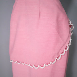 50s 60s CLARALURA BALLET PINK TIERED WIGGLE DRESS WITH SCALLOP TRIMS - S
