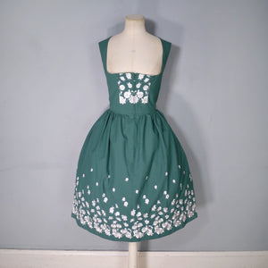 70s GREEN AND WHITE FLORAL EMBROIDERED DIRNDL DRESS - S