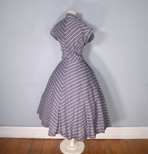 50s GREY YELLOW AND BLACK CHEVRON STRIPE TIE NECK DRESS - M-L (tall fit)