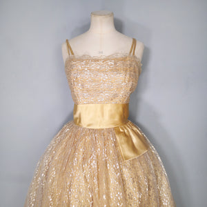 50s 60s "BLANES" GOLD METALLIC LACE STRAPPY PARTY / COCKTAIL DRESS - L / volup