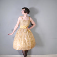 Load image into Gallery viewer, 50s 60s &quot;BLANES&quot; GOLD METALLIC LACE STRAPPY PARTY / COCKTAIL DRESS - L / volup