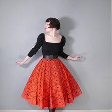 Load image into Gallery viewer, 50s RED TAFFETA FULL CIRCLE SKIRT WITH FLOCKED DIAMOND PATTERN - 25.5-26&quot;