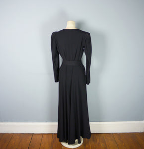 30s 40s BLACK CREPE EVENING DRESS WITH BEADED PEPLUM AND LARGE BUCKLED BELT - M
