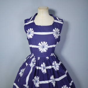 50s BLUE WHITE RIBBON AND BOW PRINT COTTON DAY DRESS - XS-S