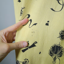 Load image into Gallery viewer, 40s BLACK AND YELLOW NOVELTY LADY AND MUSIC SCROLL PRINT DRESS - XS